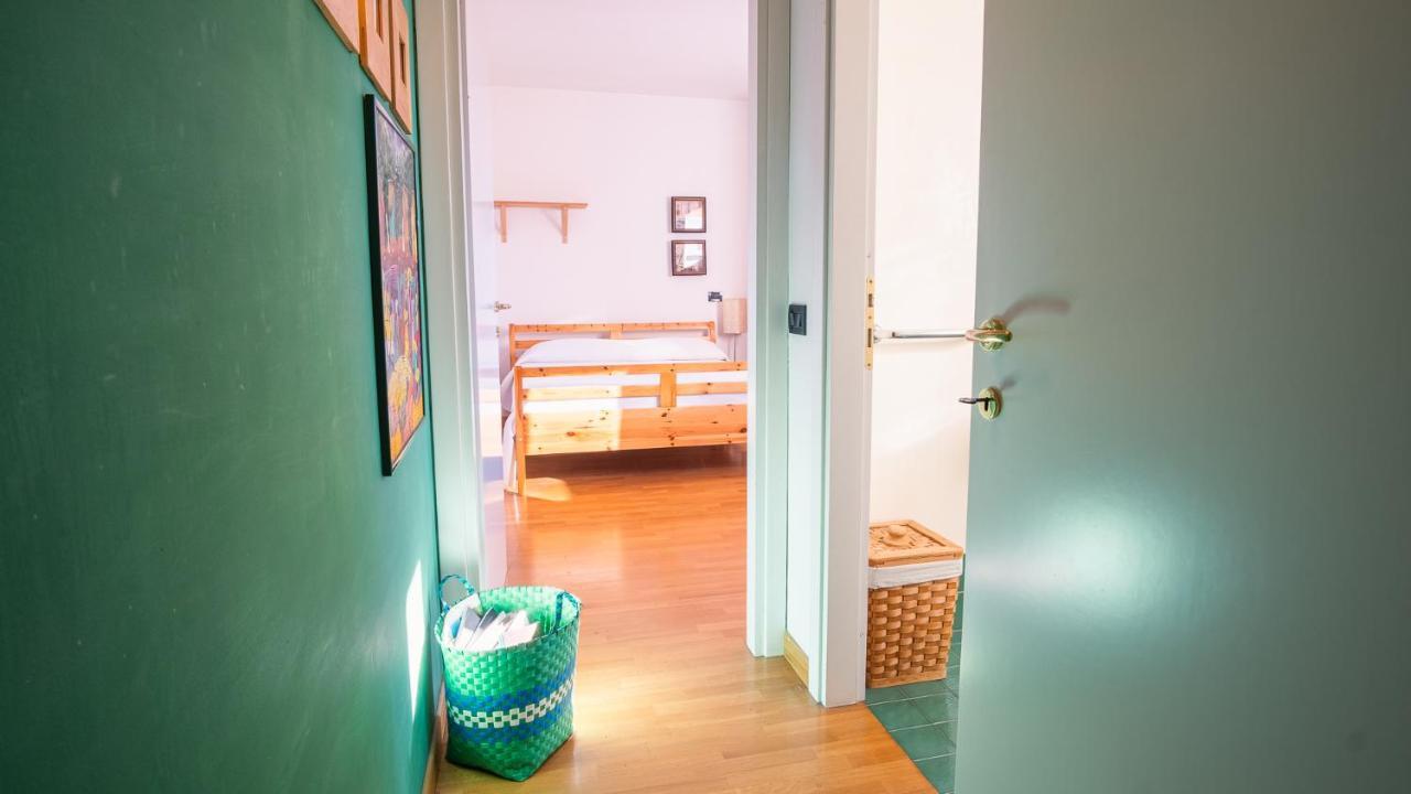 The Zodiac Apartment - Italian Homing Sirmione Esterno foto