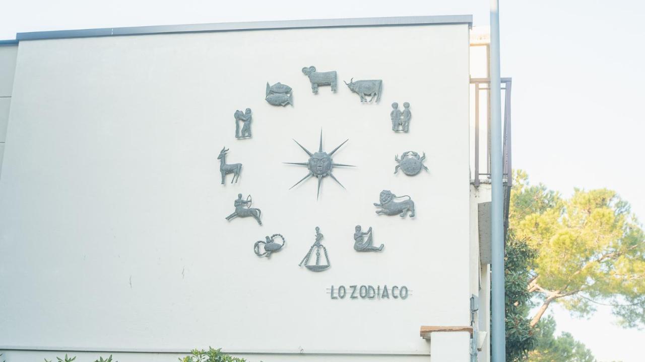 The Zodiac Apartment - Italian Homing Sirmione Esterno foto